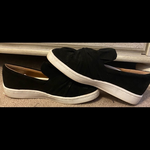 A new day suede black slip ons - Picture 3 of 3